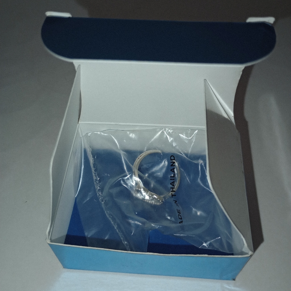 Sterling silver initial ring - Picture 4 of 4